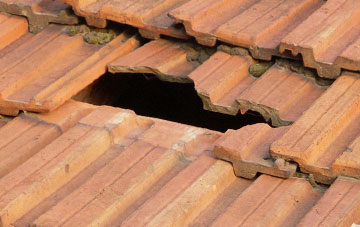 roof repair Stock
